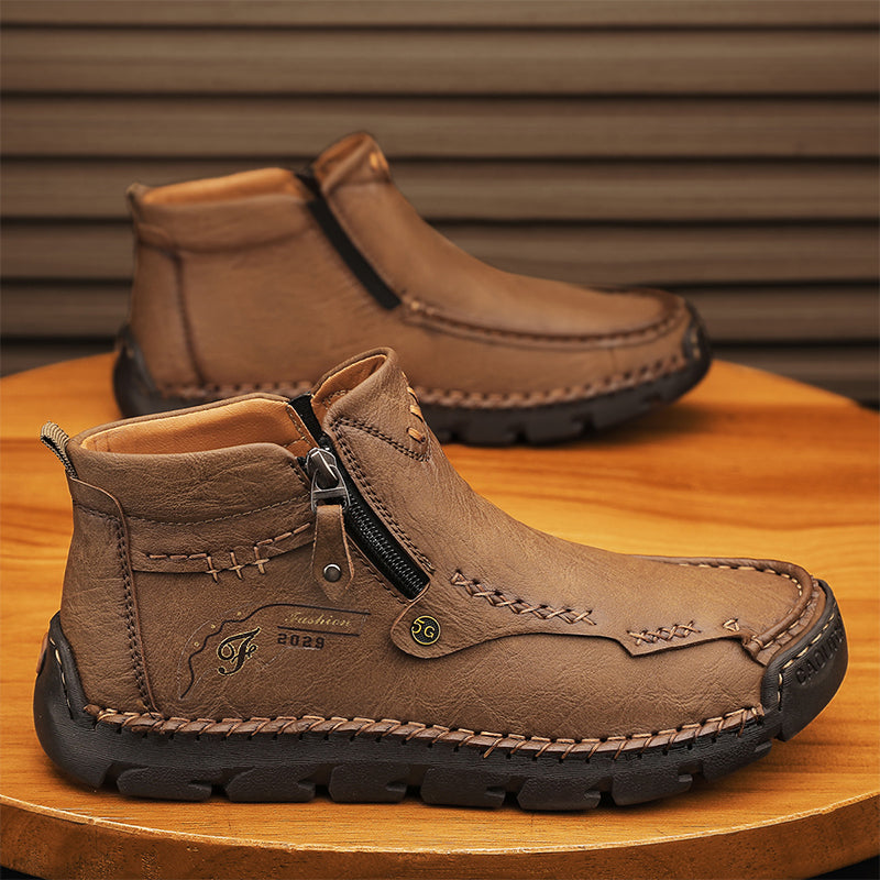(🎁#6 Best Seller) Men's Top-Quality Motorcycle Boots Hand-Stitched Genuine Leather Boots-Wide Toe, Waterproof, Anti-Slip, Anti-Sprain, Suitable for Work, Driving, Hiking