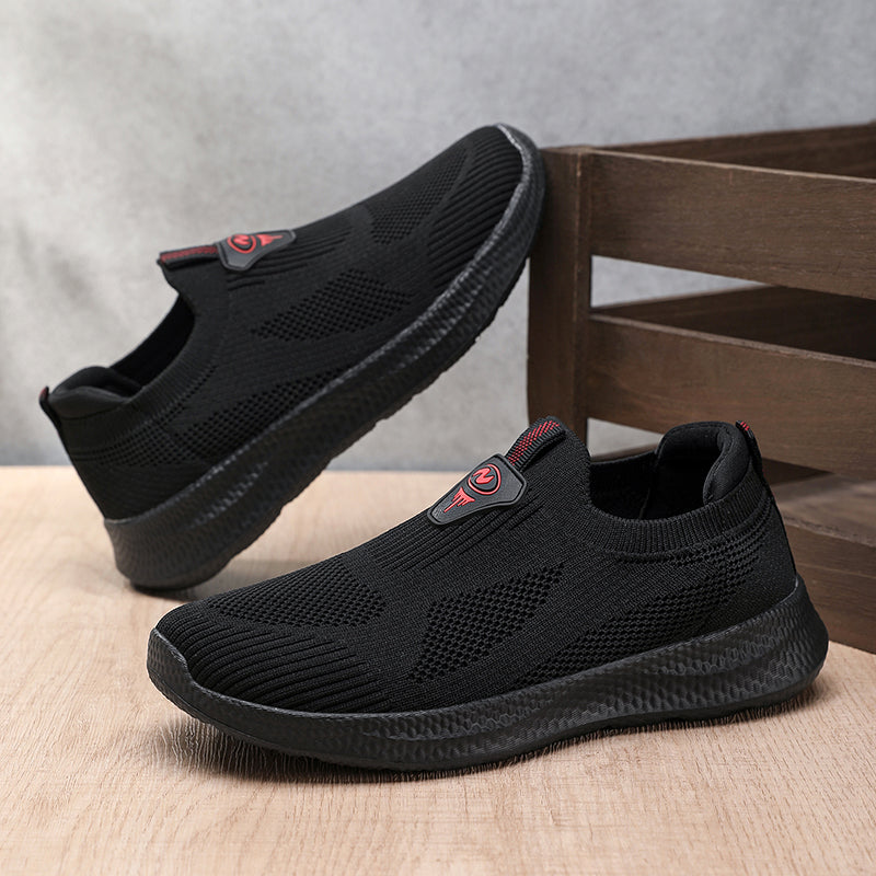 Men’s Lightweight Slip-On Shoes – Breathable Knit, Wide Fit, Comfortable & Flexible for Everyday & Outdoor Wear